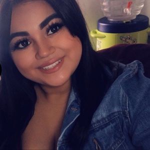 Meet your Posher, Nataly